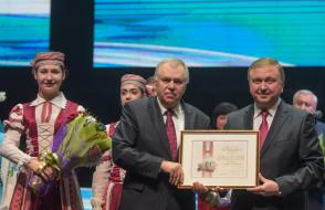 Почетной грамотой Совета Министров Республики Беларусь награжден профессор Александр Рогачев